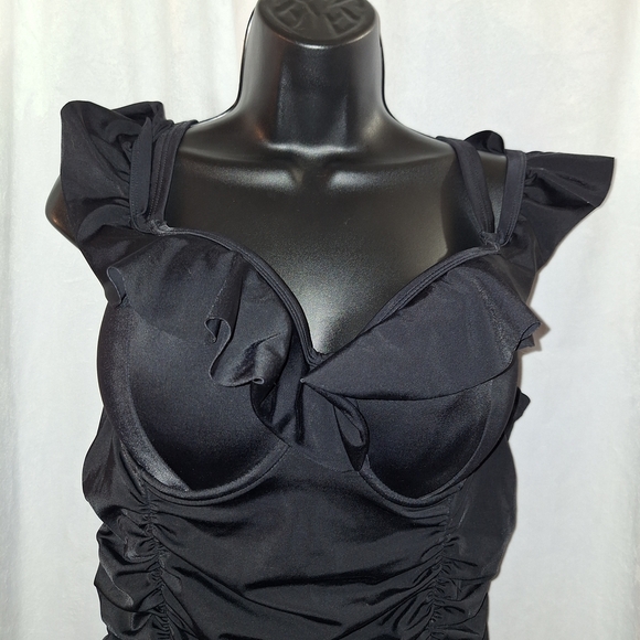 Torrid Black Ruched Ruffled Bodysuit - Picture 2 of 5